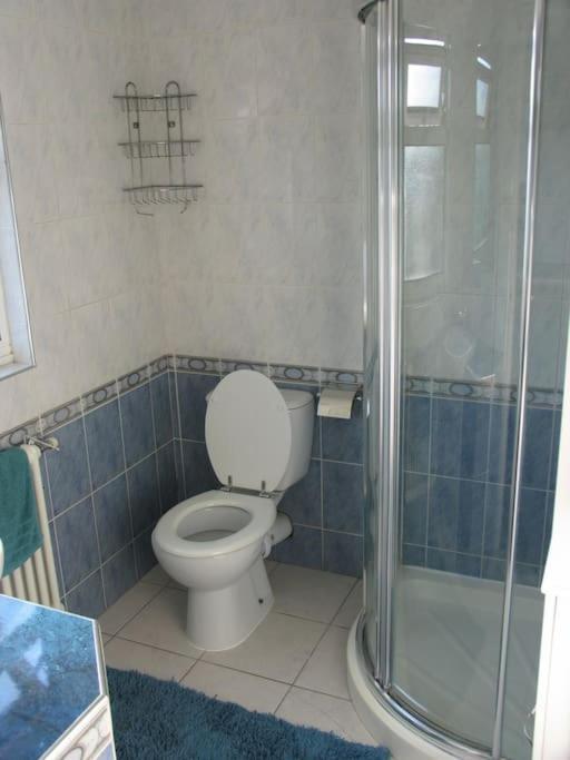 Modern Cosy Private Studio, Wifi, Ip-Tv, Must See Romford Kültér fotó