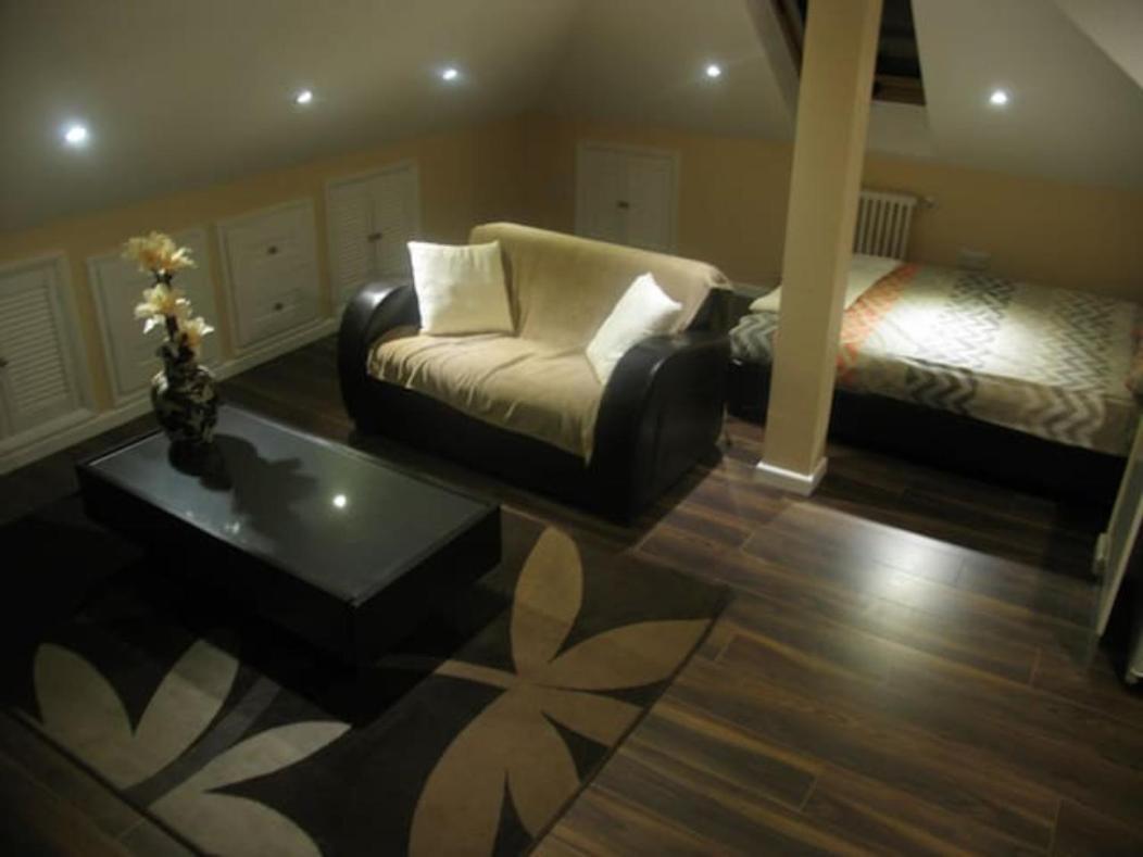 Modern Cosy Private Studio, Wifi, Ip-Tv, Must See Romford Kültér fotó